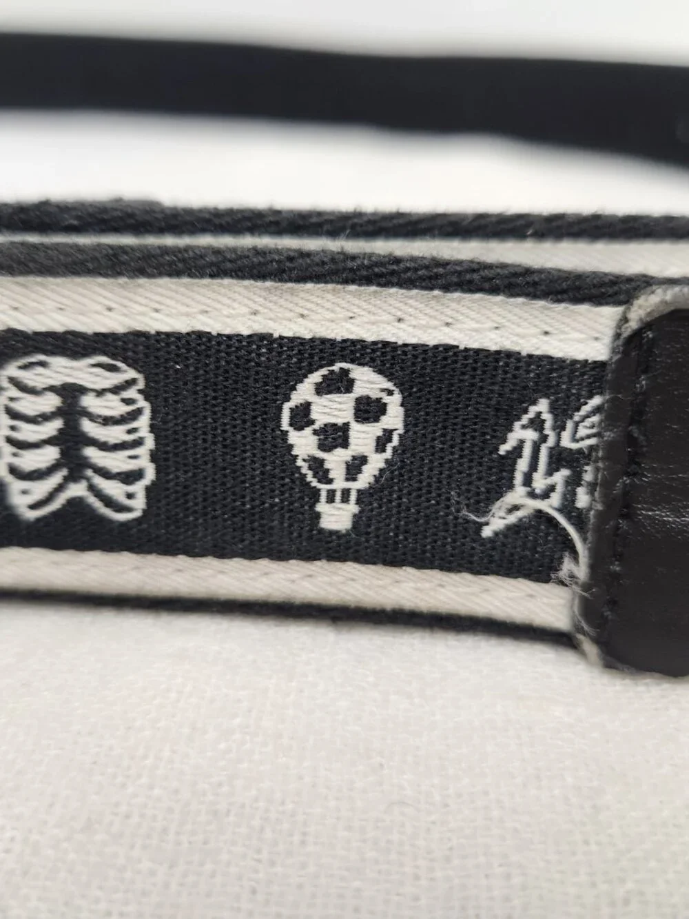 Vans Indio Belt Lost and Found Black & White Womens S/M